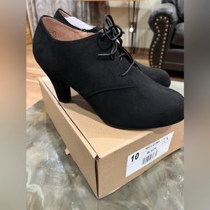 Journey Collection Leona Shoe… NWOT